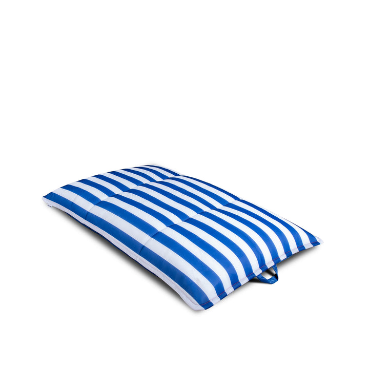 angled lagoon lounger ##color_americana-nautical-vertical-stripe