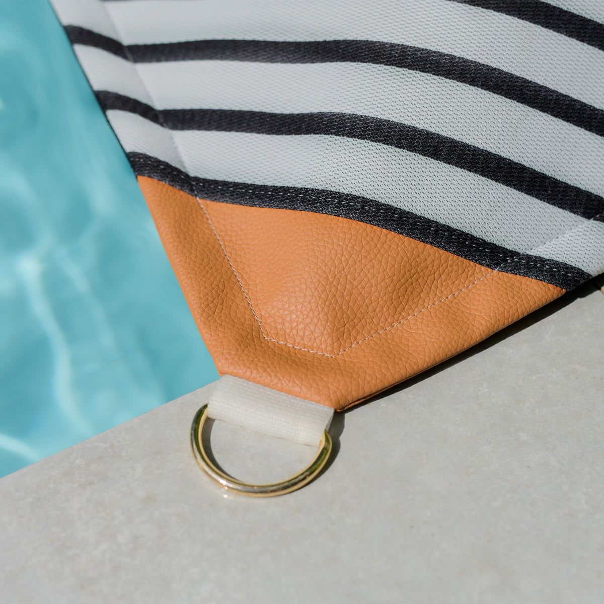 Lux Lagoon Lounger Connector Loop