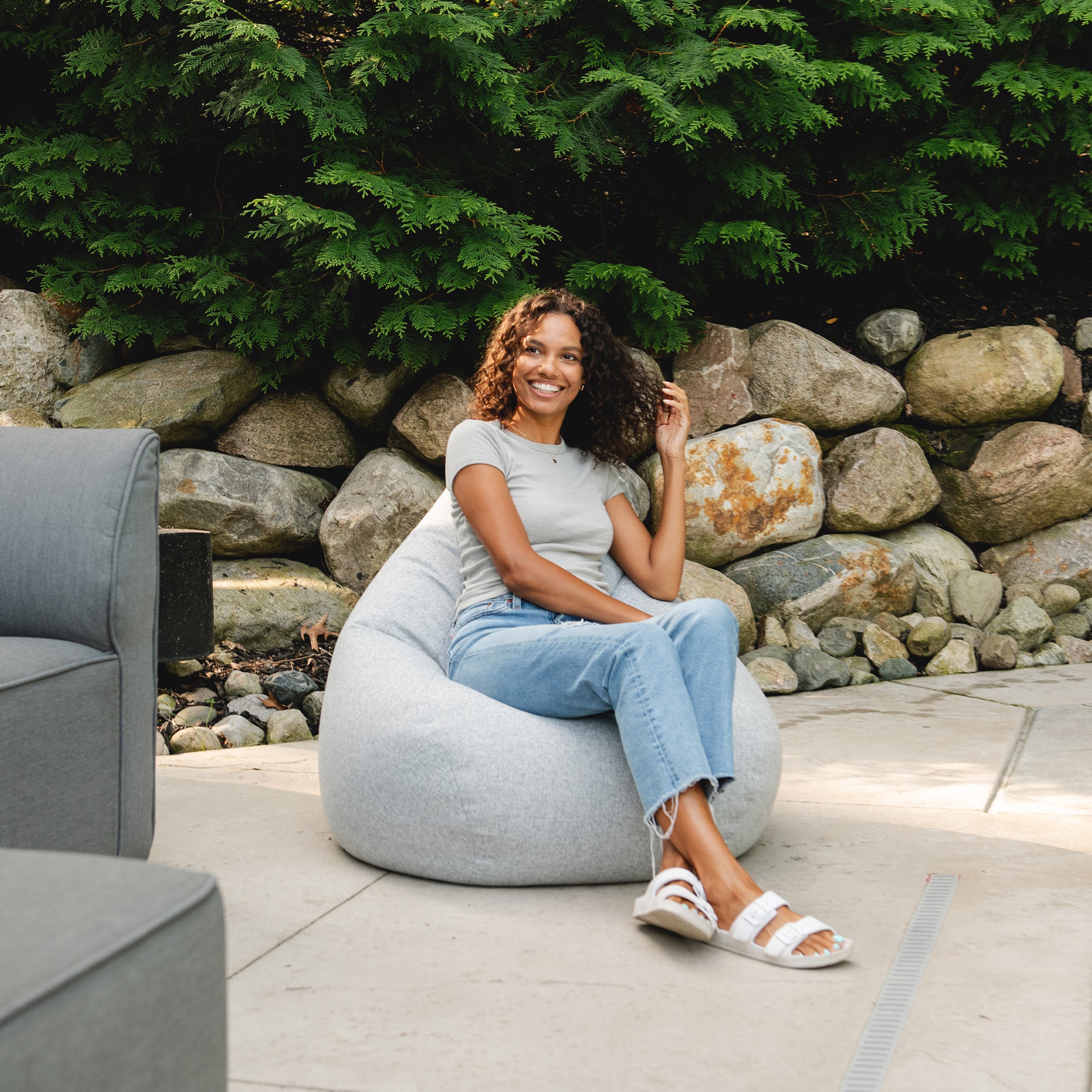 【TEKET】Beeing Bag Tuffet Outdoor Teardrop Bean Bag Chair | Big Joe® Outdoor