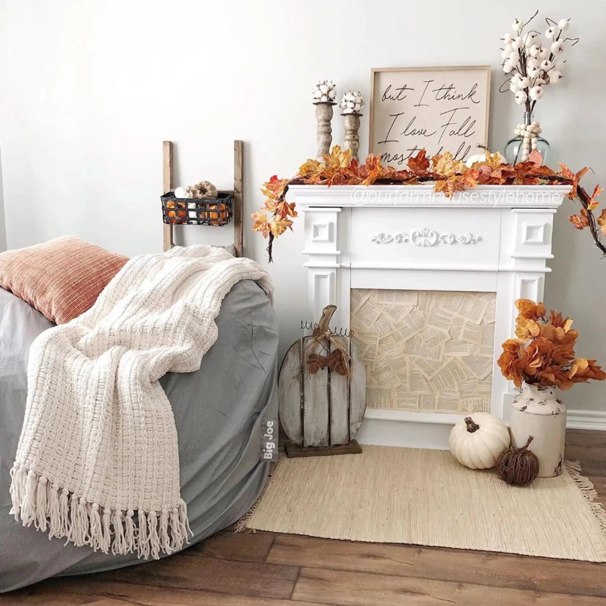 Home fall decor with Fuf XXL