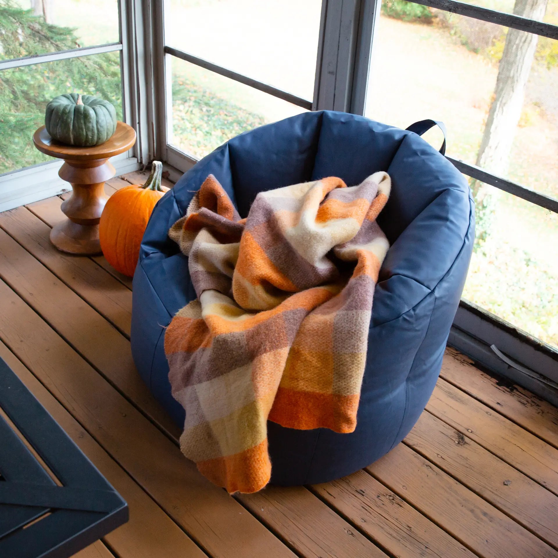 #color_navy-marine-vinyl