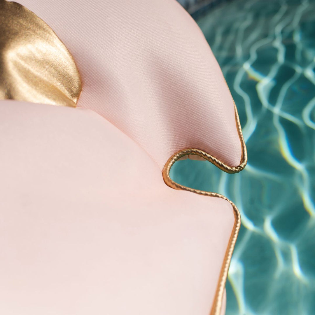 Beautiful Details #color_rosewater-pink