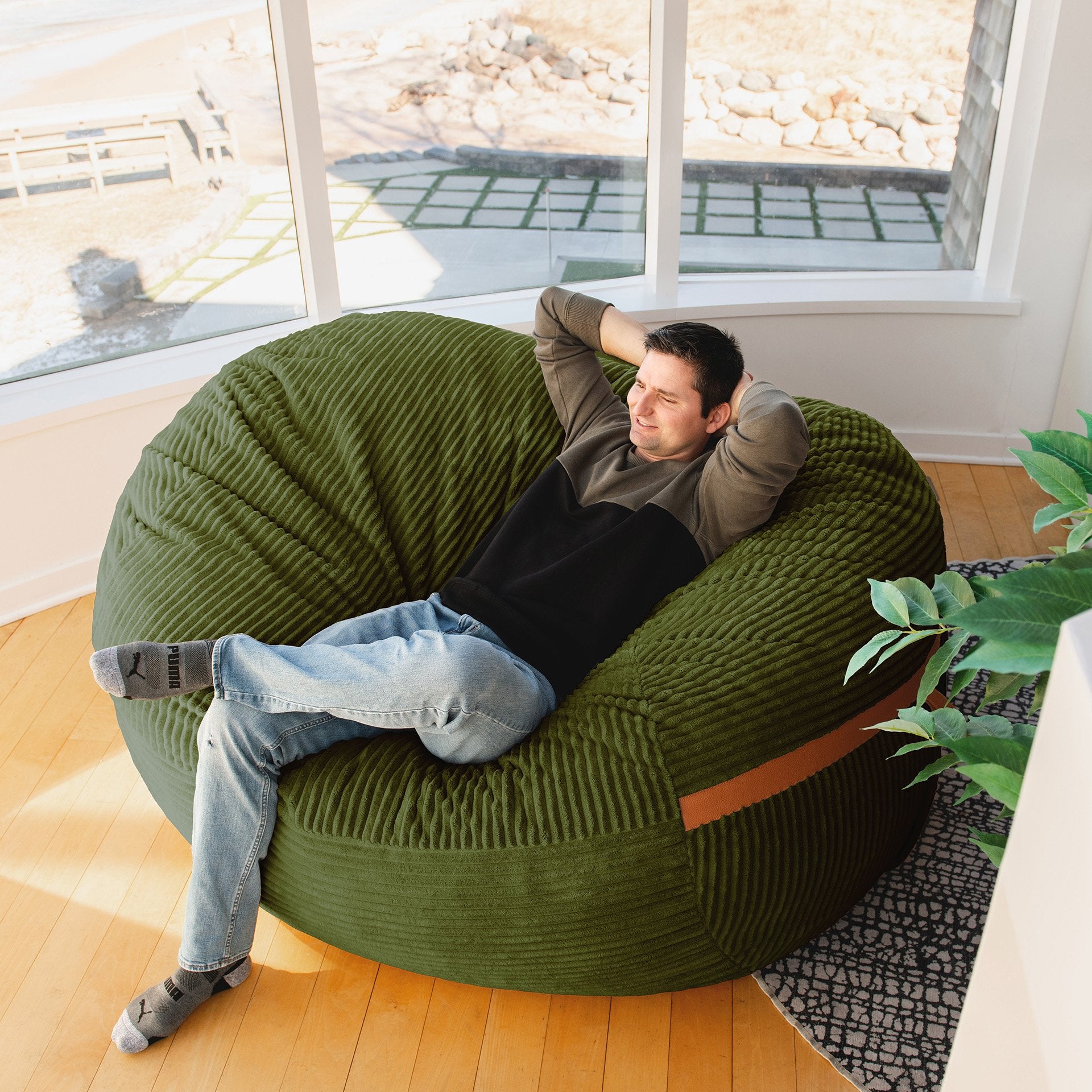 ポール&ジョー Fuf® 6.5Ft Huge Bean Bag Chair | Big Joe® Foam Bean Bag Lounger
