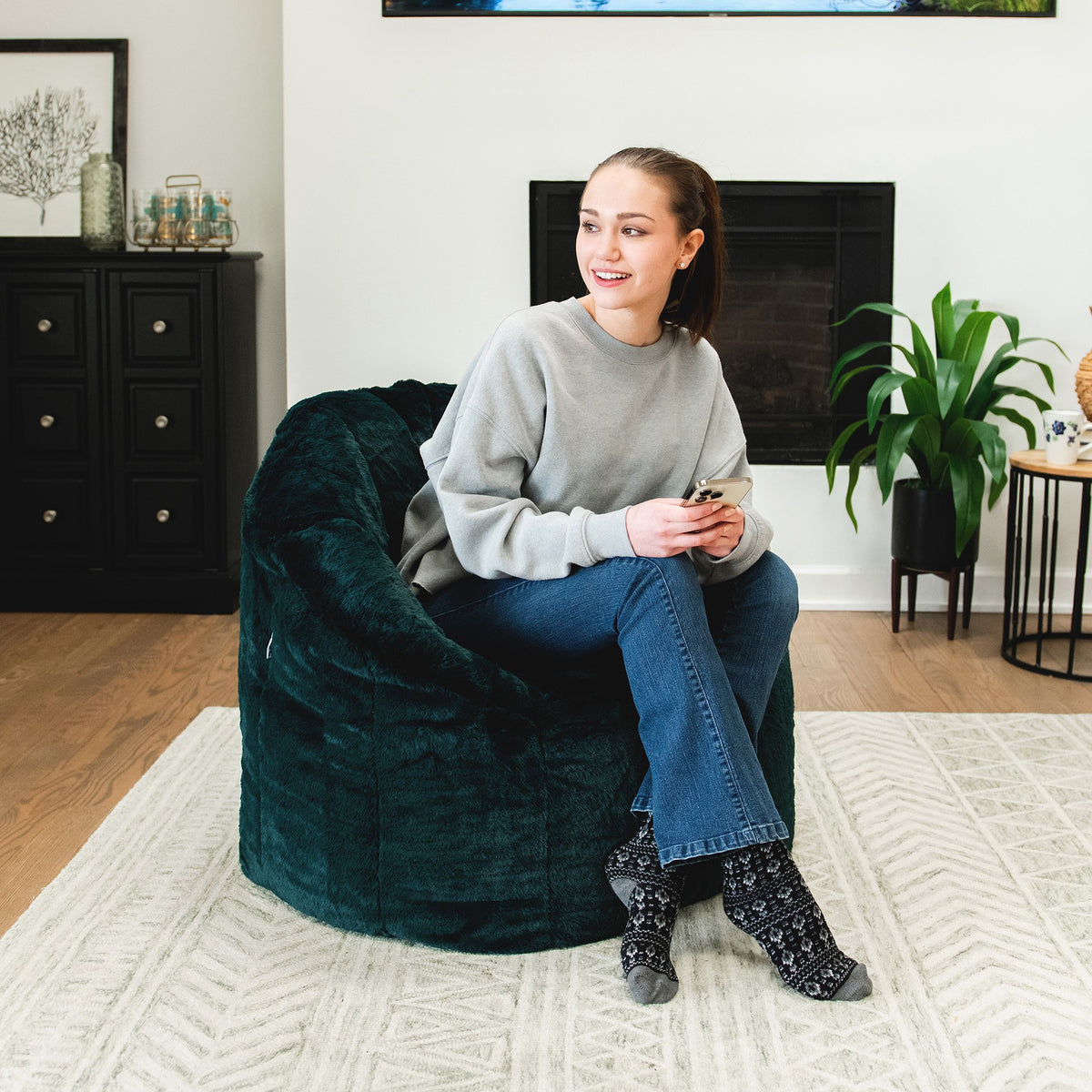 Milano Bean Bag Chair in Emerald Plushie Fabric 