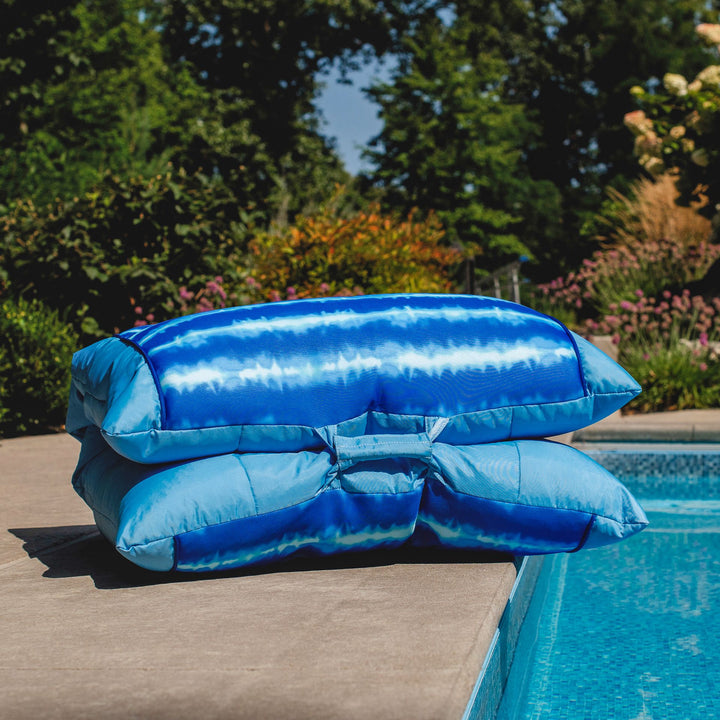 Convenient folding for storage and carry handle for moving kona pool float #color_ripple-blue