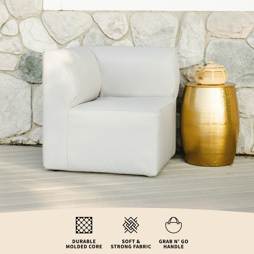 Features #color_light-gray-bask
