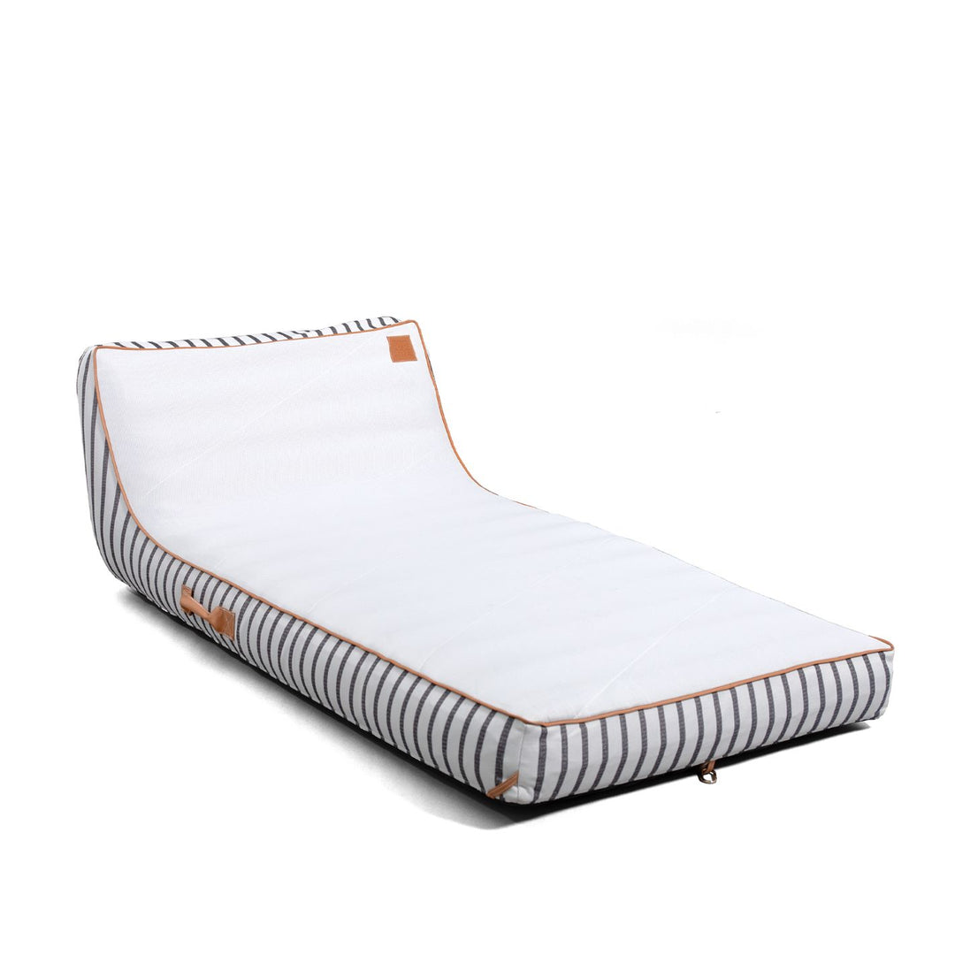 Side lux inflatable chaise #color_black-and-white-cape-stripe