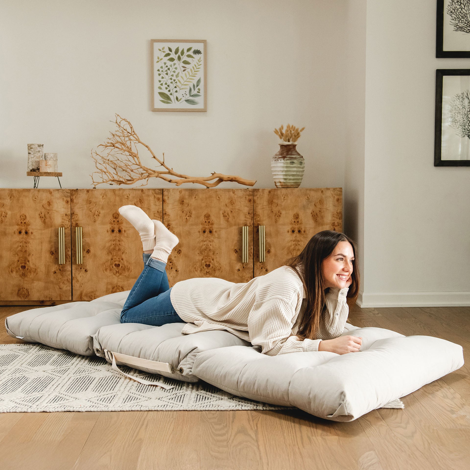 Chameleon Lounger Flexible Chair | Big Joe® Chairs