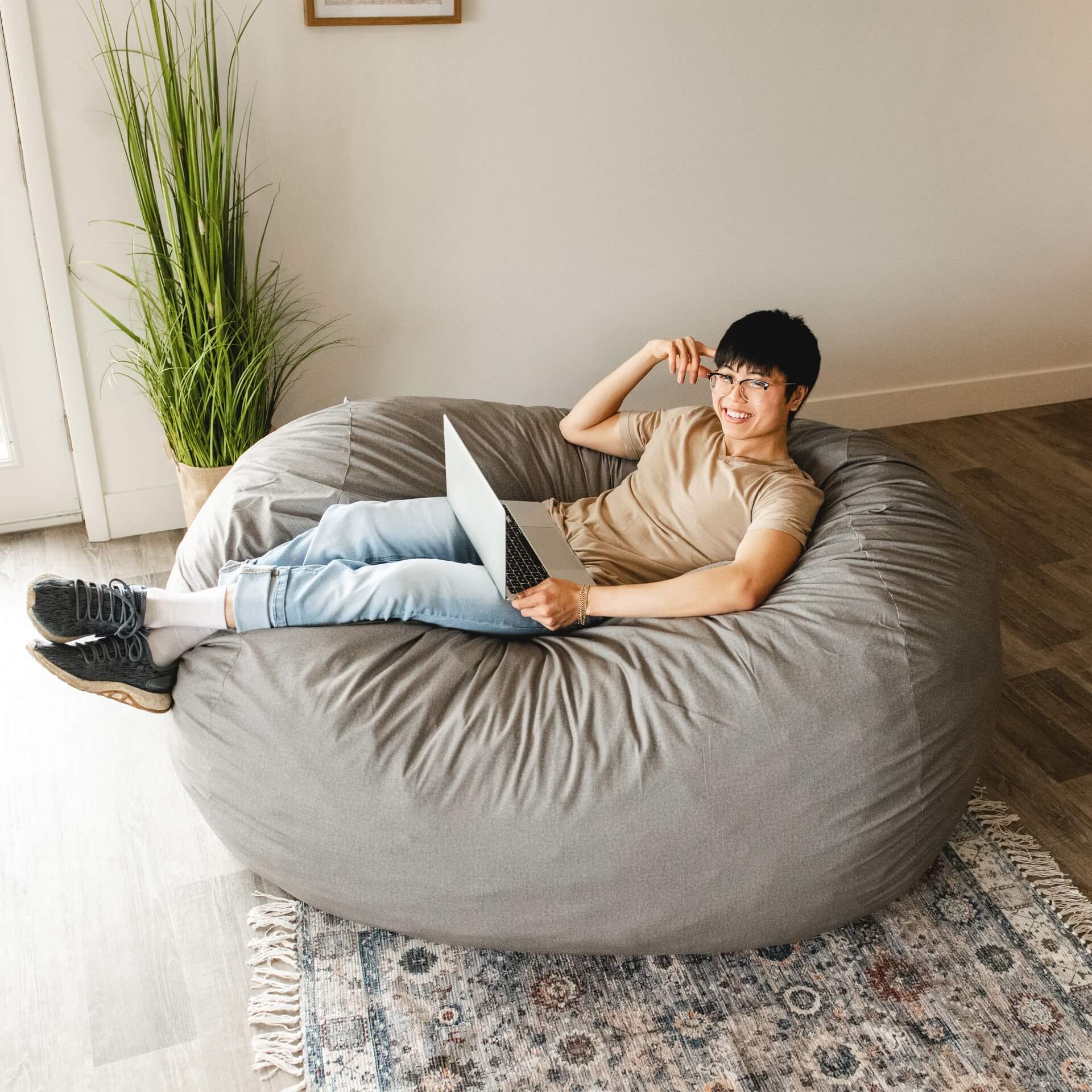 Relaxation and Comfort: Surprising Health Benefits of Bean Bag Chairs