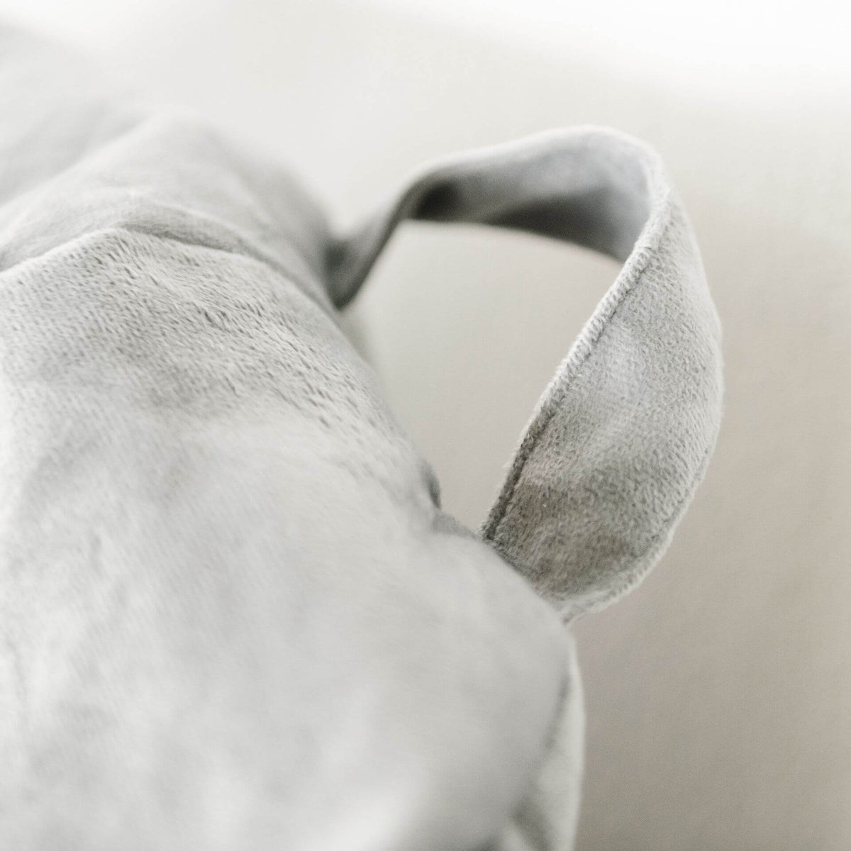 Milano Gray Beanbag Chair for Adults carry handle 