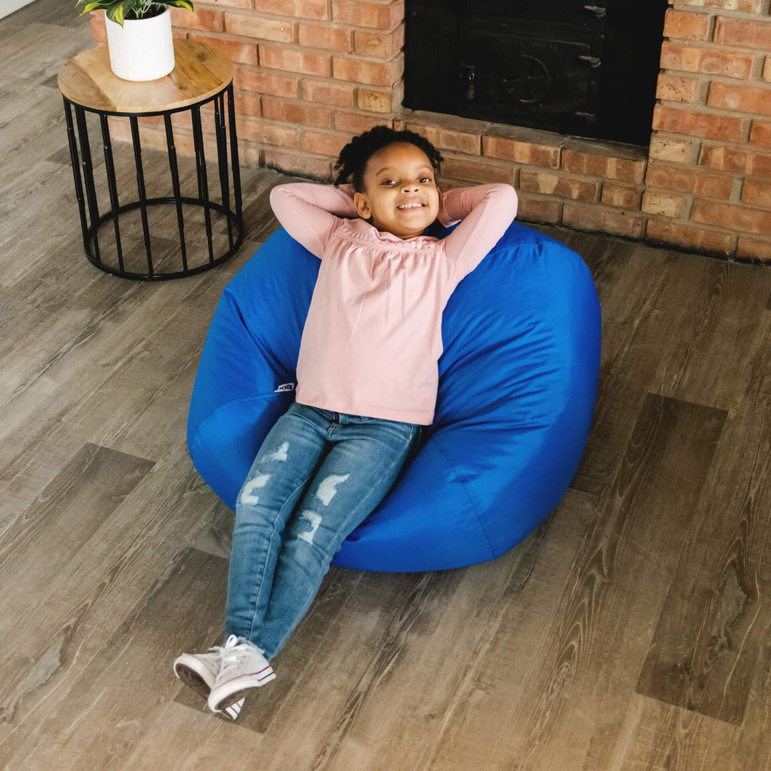 Relaxing on a bean bag for kids #color_sapphire-smartmax