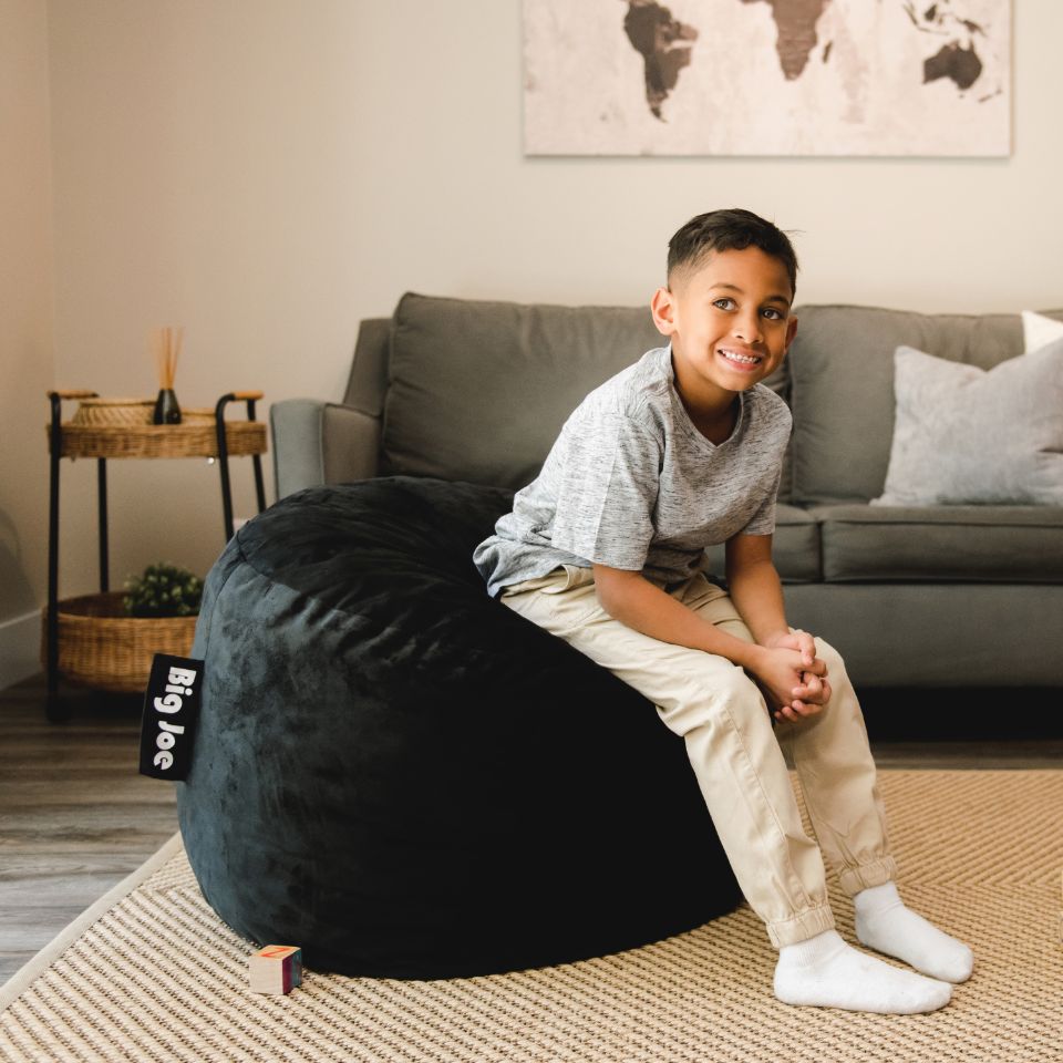Fuf small kids foam filled beanbag chair in black #color_black-plush