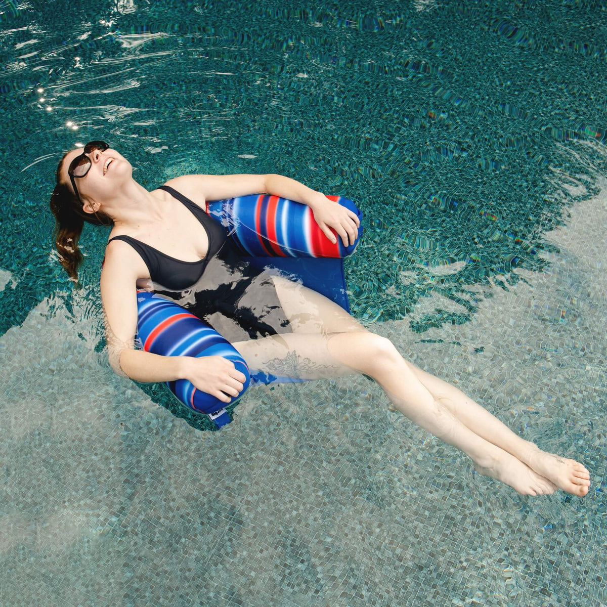 Noodle Sling pool float