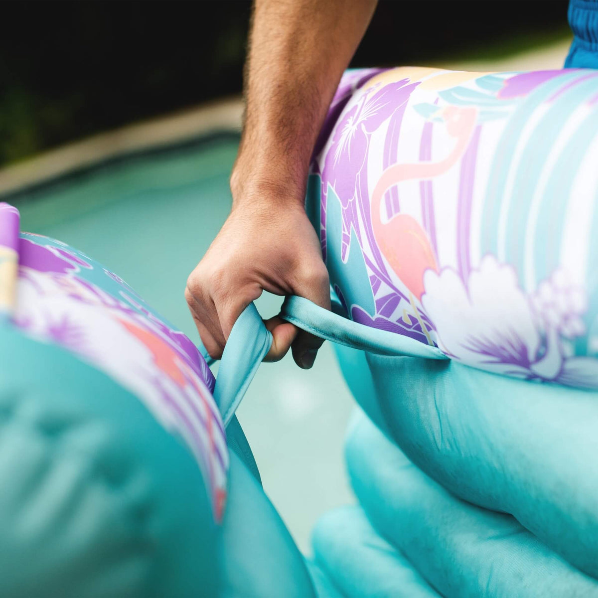 Easy carry handle kona hammock 