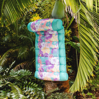 Drying pool lounger 
