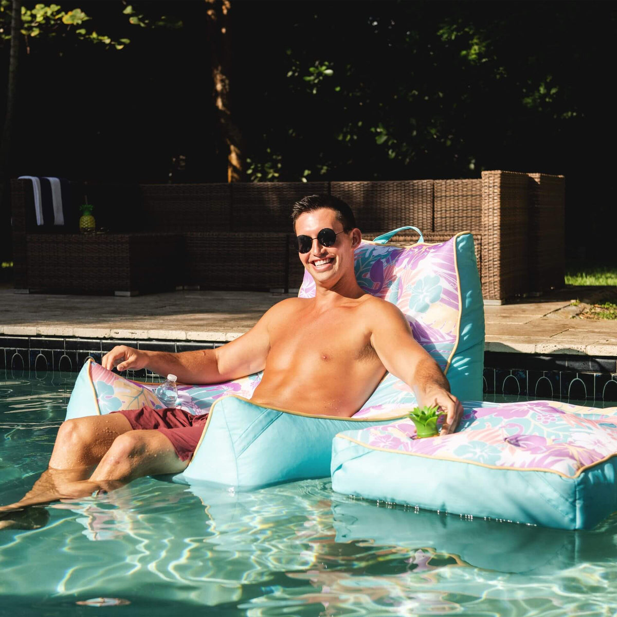 Captain's Float® Lounge Chair